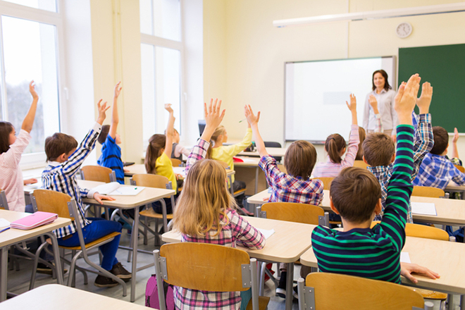 Quase todas as redes estaduais proíbem professores de ensino